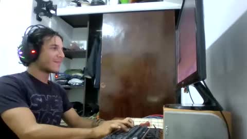 Snapshot of firefeelings chatting on December 2024 07:46:01 AM Ricardo online show from December 2024 07:46:01 AM