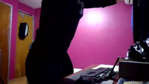 Snapshot of firefeelings chatting on March 2025 02:50:01 AM Ricardo online show from March 2025 02:50:01 AM