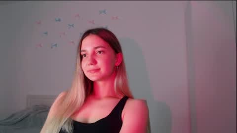 fireflies_fly_ online show from July 2026 07:35:02 PM