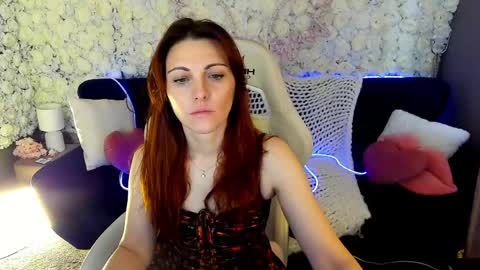 Snapshot of firefoxxxxy chatting on April 2026 06:07:01 AM firefoxxxxy online show from April 2026 06:07:01 AM