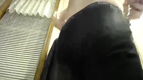  Links in Bio below online show from January 2025 03:06:02 AM