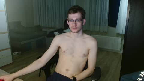 Fitwhiteboy01 online show from November 2025 05:33:02 PM