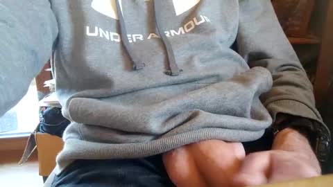 Snapshot of fiveforwilly1 chatting on February 2025 02:25:01 PM Markus online show from February 2025 02:25:01 PM