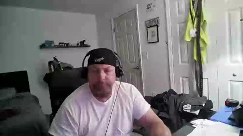Snapshot of flaguy3233 chatting on December 2024 04:47:02 AM Florida guy online show from December 2024 04:47:02 AM