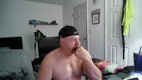 Snapshot of flaguy3233 chatting on February 2025 06:23:01 AM Florida guy online show from February 2025 06:23:01 AM