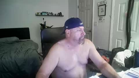 Florida guy online show from October 2025 04:09:02 PM