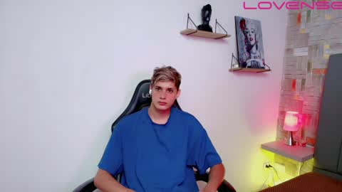 Flaquito online show from April 2026 08:28:02 PM