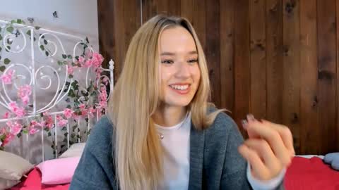 Amina online show from November 2025 03:12:01 PM