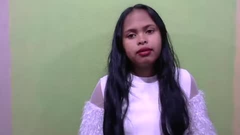 Snapshot of fleurtess_xx chatting on April 2026 04:10:02 AM Claire online show from April 2026 04:10:02 AM
