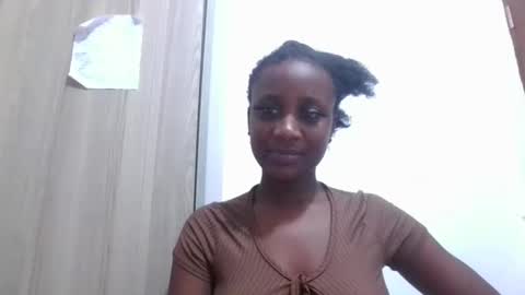 flirty_arrya online show from April 2026 08:58:02 PM