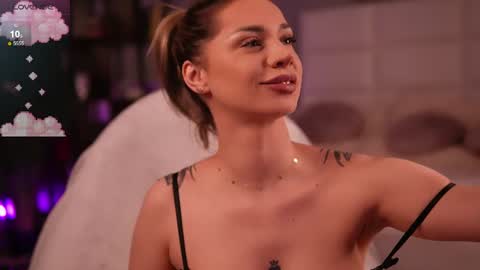 Snapshot of flirty_fawn chatting on June 2026 09:13:01 PM Ana online show from June 2026 09:13:01 PM