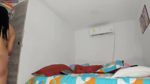    online show from November 2025 06:03:01 AM