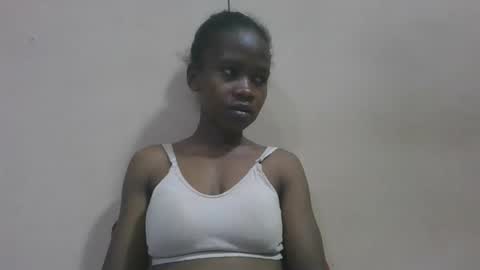Snapshot of flora48230522373 chatting on April 2026 06:27:01 AM flora48230522373 online show from April 2026 06:27:01 AM