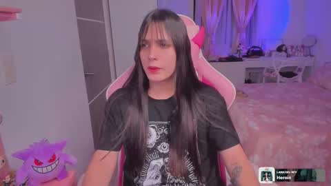 Snapshot of flora_angelical chatting on November 2025 07:30:02 AM Angel online show from November 2025 07:30:02 AM