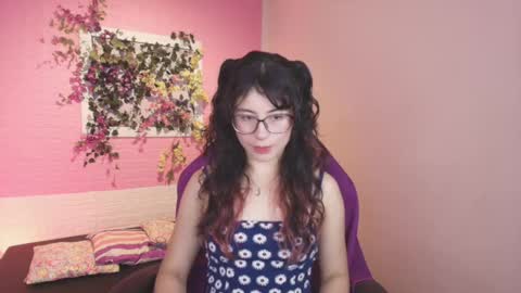 Snapshot of flora_blue chatting on September 2025 11:44:01 AM flora_blue online show from September 2025 11:44:01 AM