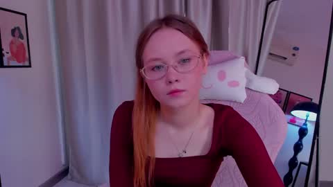 hey there guys im Flora no not the one from WInx. But I love magical stuff and especially I love nature. I dont know I thin online show from May 2026 04:18:01 AM