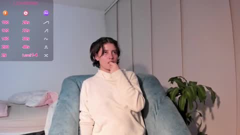 Snapshot of flordejamaica chatting on January 2025 04:47:01 AM Tell me My Love online show from January 2025 04:47:01 AM