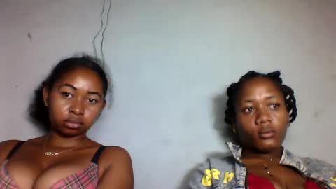 florencia011 online show from February 2025 02:40:01 AM