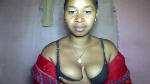 florencia011 online show from October 2025 06:38:01 AM