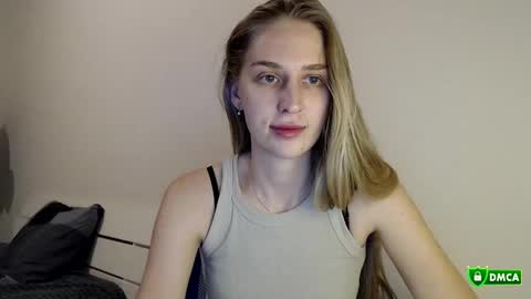 Snapshot of florisalberta chatting on October 2025 12:35:02 AM Florisa online show from October 2025 12:35:02 AM