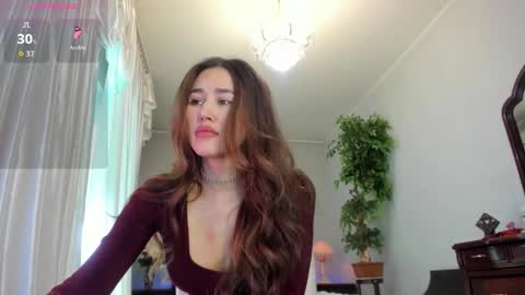 Nicole online show from October 2025 11:48:02 PM