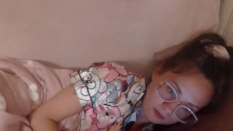 Snapshot of flowercandydoll chatting on May 2026 07:08:01 PM say meow and send tip online show from May 2026 07:08:01 PM