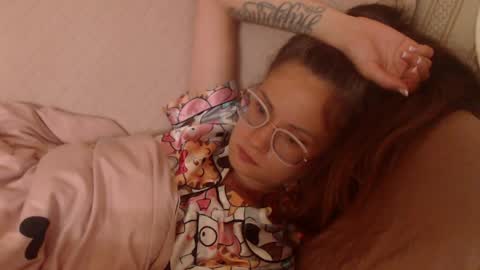 Snapshot of flowercandydoll chatting on May 2026 09:44:02 PM say meow and send tip online show from May 2026 09:44:02 PM