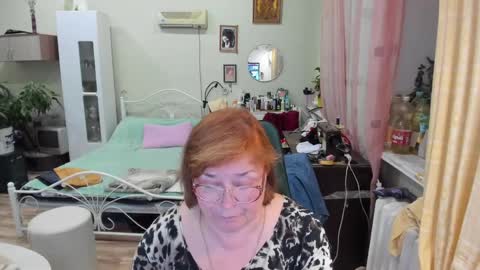 Snapshot of flowerlover8 chatting on May 2026 07:41:02 PM Flowerlower online show from May 2026 07:41:02 PM