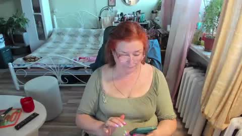 Snapshot of flowerlover8 chatting on June 2026 06:38:01 PM Flowerlower online show from June 2026 06:38:01 PM