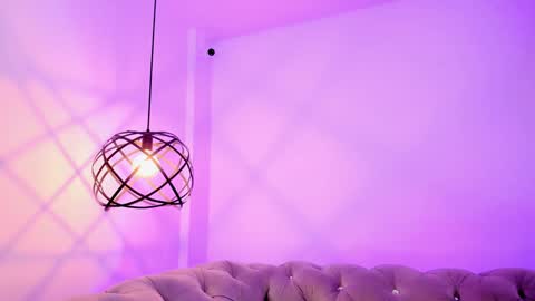  FLUFFY BUBBLE  online show from January 2025 10:02:02 AM