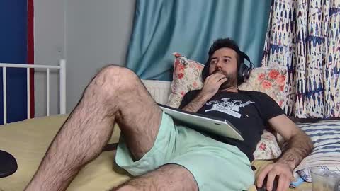 Fly online show from December 2025 08:24:02 PM