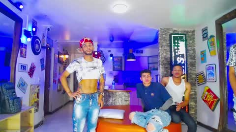 flyckers online show from December 2024 01:13:02 AM