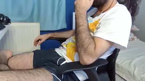 Snapshot of flydirty chatting on October 2025 10:36:01 AM FlyDirty online show from October 2025 10:36:01 AM