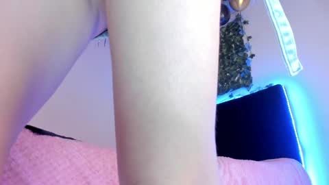 lia online show from April 2026 08:43:01 PM