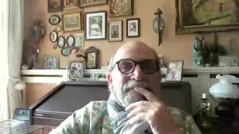 Snapshot of focus_x chatting on June 2026 11:42:02 AM focus_x online show from June 2026 11:42:02 AM