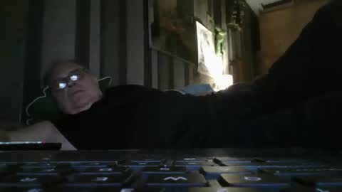 fofodi online show from December 2025 08:13:02 PM