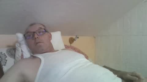 Fojtik online show from October 2025 06:52:02 PM