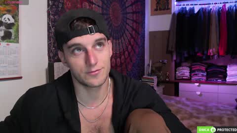 Snapshot of folleti7 chatting on January 2025 10:13:02 PM Folleti online show from January 2025 10:13:02 PM