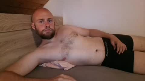 Snapshot of foniks96 chatting on June 2026 09:32:02 PM Martin Grob online show from June 2026 09:32:02 PM