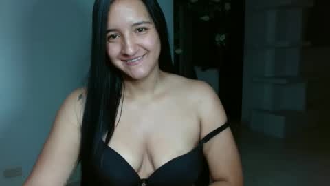 katalina online show from February 2025 08:35:02 PM