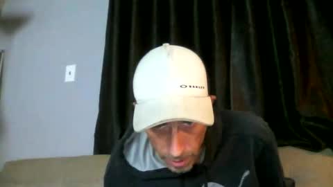 fouraide42 online show from March 2026 02:27:02 AM