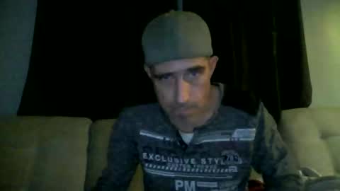 fouraide42 online show from April 2026 12:24:02 AM