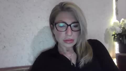 fox_red_lady7 online show from February 2026 06:57:02 PM