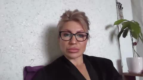 fox_red_lady7 online show from April 2026 08:21:02 AM