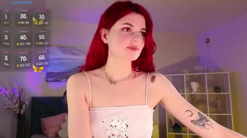Snapshot of foxfox6 chatting on May 2026 09:39:01 AM Charlotte please dont forget to thumbs up me online show from May 2026 09:39:01 AM