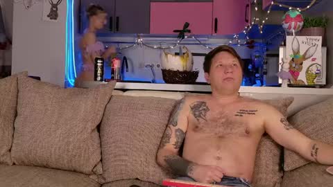 We are a couple Leo and Sofiayou are always welcome here online show from March 2026 09:15:01 PM