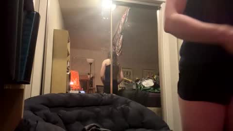 Snapshot of foxxxy_enby chatting on March 2026 06:18:01 AM Rainbow online show from March 2026 06:18:01 AM