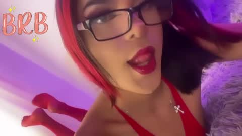 Snapshot of foxxy_angel chatting on May 2026 10:28:01 PM Santi online show from May 2026 10:28:01 PM