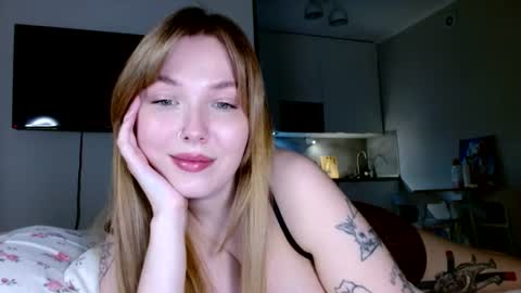 Snapshot of foxxycindy chatting on July 2026 05:28:01 PM Cindy online show from July 2026 05:28:01 PM