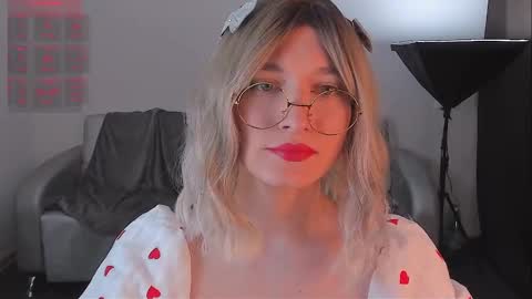 Sue online show from January 2025 08:21:02 PM